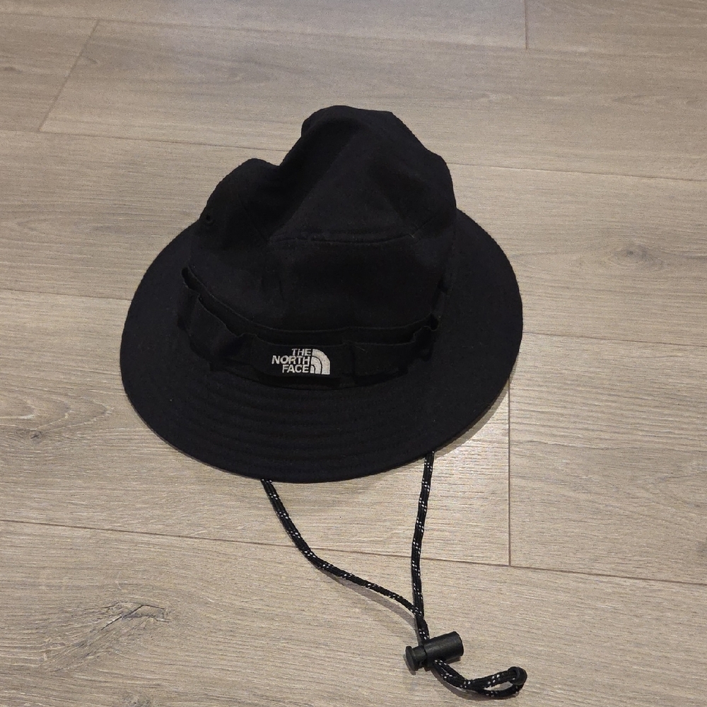 North Face Black Bucket Hat